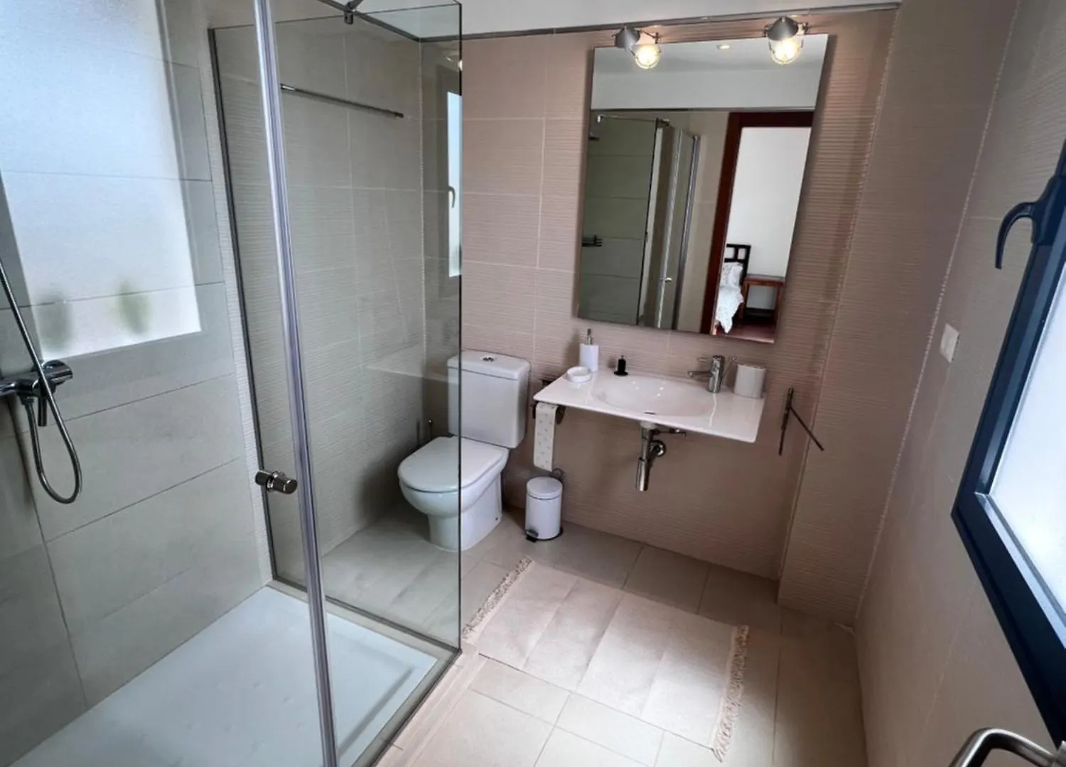 Oceanview Apartment With Jacuzzi Playa de las Americas